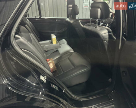 Черный Мерседес М-Класс, объемом двигателя 3.5 л и пробегом 196 тыс. км за 15000 $, фото 27 на Automoto.ua