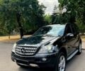 Чорний Мерседес М-Клас, об'ємом двигуна 3.5 л та пробігом 113 тис. км за 12200 $, фото 1 на Automoto.ua