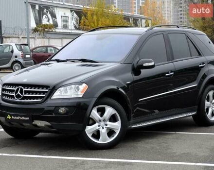 Чорний Мерседес М-Клас, об'ємом двигуна 3.5 л та пробігом 197 тис. км за 9999 $, фото 10 на Automoto.ua