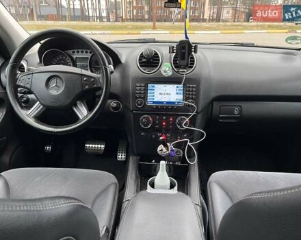 Чорний Мерседес М-Клас, об'ємом двигуна 3 л та пробігом 284 тис. км за 7300 $, фото 11 на Automoto.ua