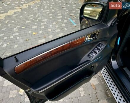 Мерседес М-Класс 2008 в Одессе на Automoto.ua Черный Мерседес М-Класс, объемом двигателя 3.5 л и пробегом 247 тыс. км за 10800 $, фото 27 на Automoto.ua
