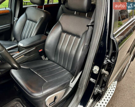 Чорний Мерседес М-Клас, об'ємом двигуна 3 л та пробігом 255 тис. км за 14000 $, фото 21 на Automoto.ua
