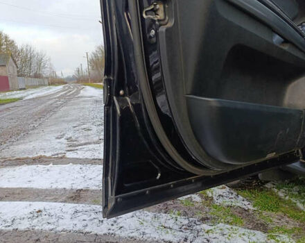 Черный Мерседес М-Класс, объемом двигателя 3 л и пробегом 301 тыс. км за 12800 $, фото 22 на Automoto.ua