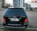 Чорний Мерседес М-Клас, об'ємом двигуна 3.5 л та пробігом 237 тис. км за 12000 $, фото 7 на Automoto.ua