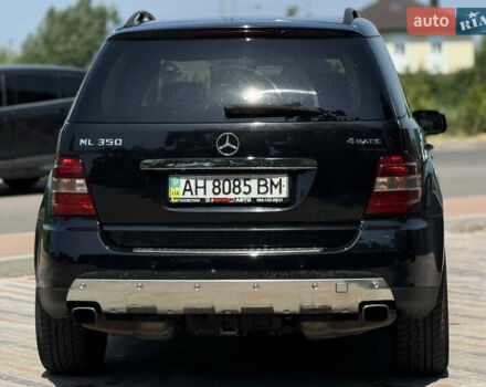 Черный Мерседес М-Класс, объемом двигателя 3.5 л и пробегом 287 тыс. км за 10500 $, фото 7 на Automoto.ua