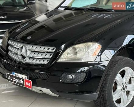 Черный Мерседес М-Класс, объемом двигателя 3 л и пробегом 264 тыс. км за 12240 $, фото 3 на Automoto.ua