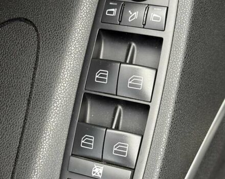 Черный Мерседес М-Класс, объемом двигателя 3.5 л и пробегом 174 тыс. км за 10999 $, фото 46 на Automoto.ua