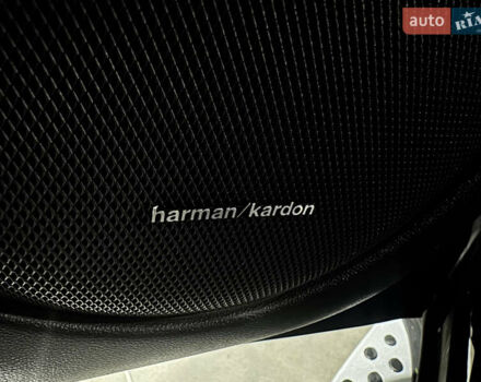 Черный Мерседес М-Класс, объемом двигателя 3.5 л и пробегом 196 тыс. км за 15000 $, фото 7 на Automoto.ua