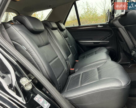 Черный Мерседес М-Класс, объемом двигателя 3.5 л и пробегом 265 тыс. км за 14300 $, фото 62 на Automoto.ua