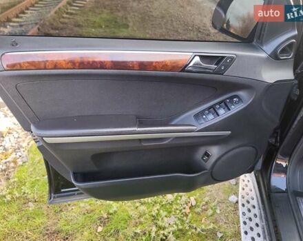 Черный Мерседес М-Класс, объемом двигателя 2.99 л и пробегом 310 тыс. км за 12500 $, фото 22 на Automoto.ua