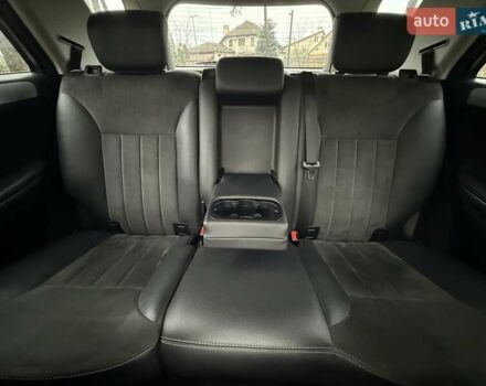 Черный Мерседес М-Класс, объемом двигателя 3.5 л и пробегом 174 тыс. км за 10950 $, фото 35 на Automoto.ua