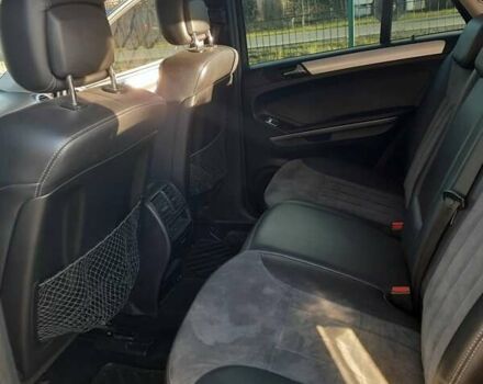 Черный Мерседес М-Класс, объемом двигателя 3 л и пробегом 319 тыс. км за 14000 $, фото 3 на Automoto.ua