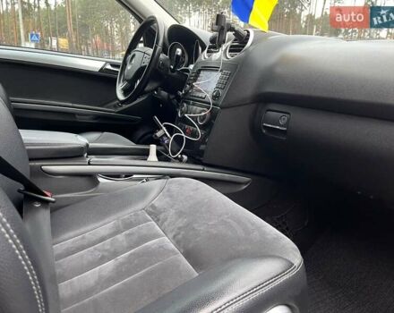 Чорний Мерседес М-Клас, об'ємом двигуна 3 л та пробігом 284 тис. км за 7300 $, фото 16 на Automoto.ua
