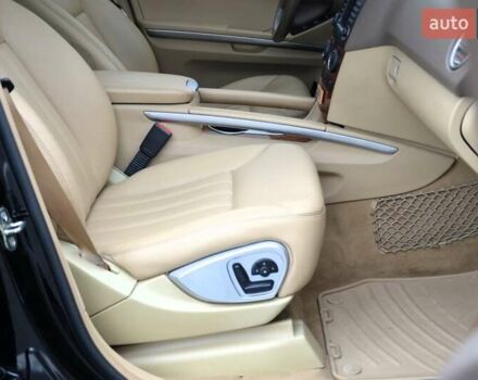 Чорний Мерседес М-Клас, об'ємом двигуна 3.5 л та пробігом 197 тис. км за 9999 $, фото 37 на Automoto.ua