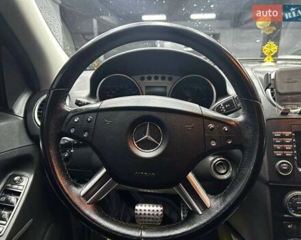 Чорний Мерседес М-Клас, об'ємом двигуна 2.99 л та пробігом 256 тис. км за 14800 $, фото 12 на Automoto.ua