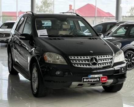 Мерседес М-Класс 2008 в Одессе на Automoto.ua Черный Мерседес М-Класс, объемом двигателя 3 л и пробегом 264 тыс. км за 12240 $, фото 2 на Automoto.ua