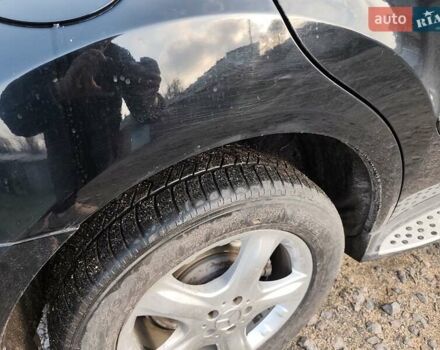 Черный Мерседес М-Класс, объемом двигателя 2.99 л и пробегом 310 тыс. км за 12500 $, фото 10 на Automoto.ua