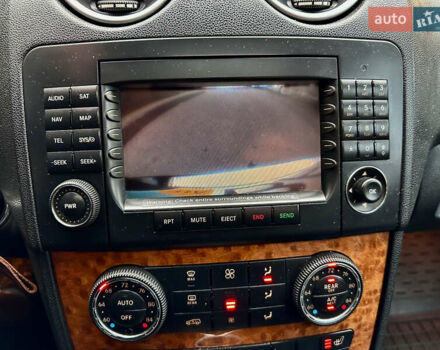 Чорний Мерседес М-Клас, об'ємом двигуна 3 л та пробігом 255 тис. км за 14000 $, фото 25 на Automoto.ua