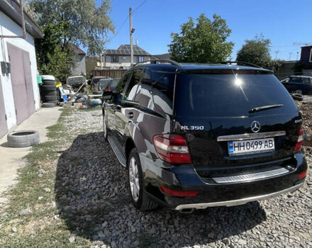 Чорний Мерседес М-Клас, об'ємом двигуна 3.5 л та пробігом 286 тис. км за 11000 $, фото 4 на Automoto.ua