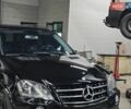 Черный Мерседес М-Класс, объемом двигателя 6.2 л и пробегом 262 тыс. км за 11200 $, фото 1 на Automoto.ua