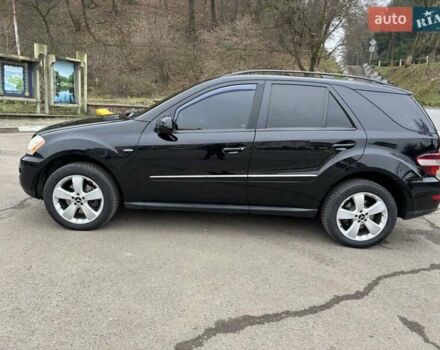 Чорний Мерседес М-Клас, об'ємом двигуна 2.99 л та пробігом 370 тис. км за 10900 $, фото 5 на Automoto.ua