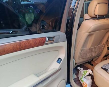 Черный Мерседес М-Класс, объемом двигателя 3 л и пробегом 232 тыс. км за 13800 $, фото 10 на Automoto.ua