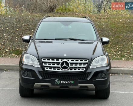 Черный Мерседес М-Класс, объемом двигателя 3.5 л и пробегом 265 тыс. км за 14300 $, фото 5 на Automoto.ua