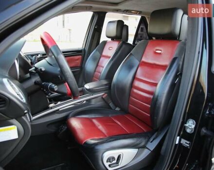 Чорний Мерседес М-Клас, об'ємом двигуна 6.21 л та пробігом 237 тис. км за 11500 $, фото 6 на Automoto.ua