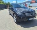 Черный Мерседес М-Класс, объемом двигателя 2.99 л и пробегом 229 тыс. км за 12500 $, фото 28 на Automoto.ua
