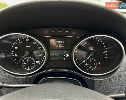 Чорний Мерседес М-Клас, об'ємом двигуна 3 л та пробігом 255 тис. км за 14000 $, фото 27 на Automoto.ua