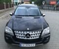 Черный Мерседес М-Класс, объемом двигателя 2.99 л и пробегом 363 тыс. км за 15950 $, фото 4 на Automoto.ua