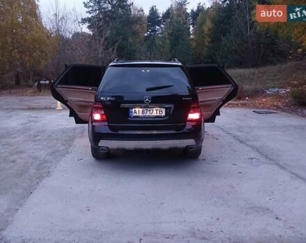 Чорний Мерседес М-Клас, об'ємом двигуна 3.5 л та пробігом 234 тис. км за 13500 $, фото 26 на Automoto.ua