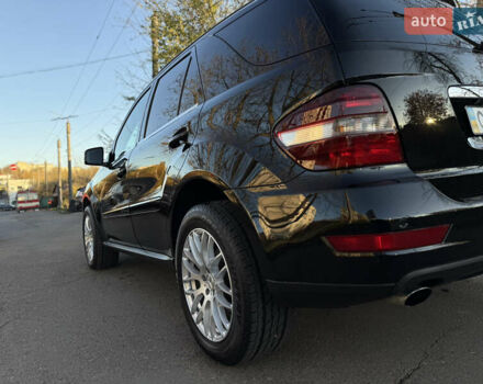 Чорний Мерседес М-Клас, об'ємом двигуна 2.99 л та пробігом 276 тис. км за 15799 $, фото 8 на Automoto.ua