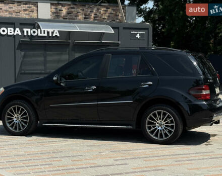 Черный Мерседес М-Класс, объемом двигателя 3.5 л и пробегом 287 тыс. км за 10800 $, фото 9 на Automoto.ua