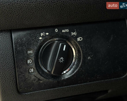 Черный Мерседес М-Класс, объемом двигателя 3.5 л и пробегом 287 тыс. км за 10500 $, фото 21 на Automoto.ua