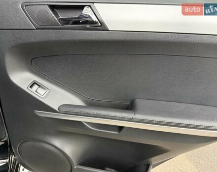 Черный Мерседес М-Класс, объемом двигателя 3.5 л и пробегом 174 тыс. км за 10950 $, фото 51 на Automoto.ua