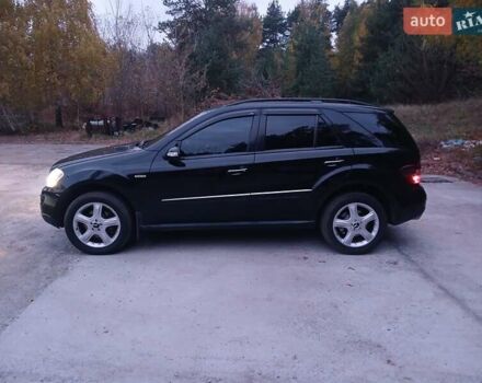 Чорний Мерседес М-Клас, об'ємом двигуна 3.5 л та пробігом 234 тис. км за 13500 $, фото 21 на Automoto.ua