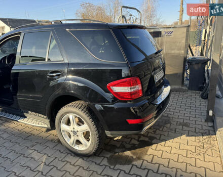 Черный Мерседес М-Класс, объемом двигателя 2.99 л и пробегом 271 тыс. км за 14900 $, фото 23 на Automoto.ua