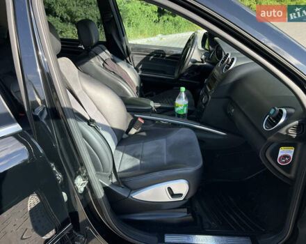 Черный Мерседес М-Класс, объемом двигателя 3 л и пробегом 445 тыс. км за 14000 $, фото 6 на Automoto.ua