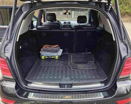 Черный Мерседес М-Класс, объемом двигателя 2.99 л и пробегом 189 тыс. км за 15900 $, фото 5 на Automoto.ua