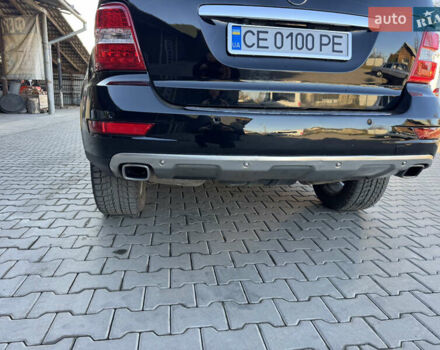 Черный Мерседес М-Класс, объемом двигателя 2.99 л и пробегом 271 тыс. км за 14900 $, фото 5 на Automoto.ua