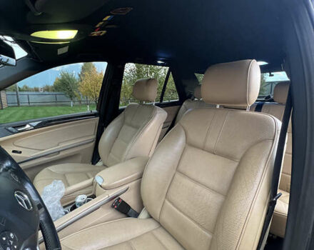 Черный Мерседес М-Класс, объемом двигателя 3 л и пробегом 280 тыс. км за 16100 $, фото 8 на Automoto.ua