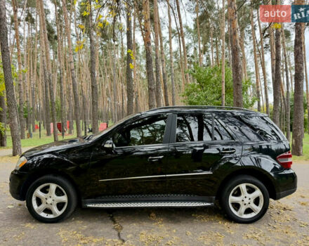 Черный Мерседес М-Класс, объемом двигателя 3.5 л и пробегом 174 тыс. км за 10650 $, фото 7 на Automoto.ua