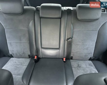 Черный Мерседес М-Класс, объемом двигателя 2.99 л и пробегом 275 тыс. км за 13499 $, фото 10 на Automoto.ua