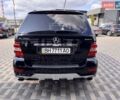 Чорний Мерседес М-Клас, об'ємом двигуна 5.5 л та пробігом 133 тис. км за 15000 $, фото 1 на Automoto.ua