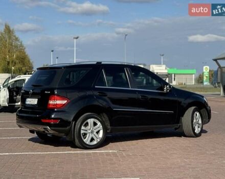 Чорний Мерседес М-Клас, об'ємом двигуна 2.99 л та пробігом 189 тис. км за 15000 $, фото 4 на Automoto.ua