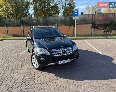 Чорний Мерседес М-Клас, об'ємом двигуна 2.99 л та пробігом 189 тис. км за 15000 $, фото 3 на Automoto.ua