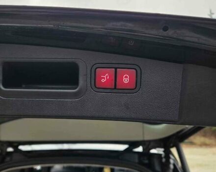 Черный Мерседес М-Класс, объемом двигателя 2.99 л и пробегом 189 тыс. км за 15900 $, фото 13 на Automoto.ua