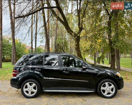 Черный Мерседес М-Класс, объемом двигателя 3.5 л и пробегом 174 тыс. км за 10650 $, фото 3 на Automoto.ua