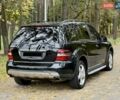 Мерседес М-Класс 2009 в Киеве на Automoto.ua Черный Мерседес М-Класс, объемом двигателя 3.5 л и пробегом 174 тыс. км за 10750 $, фото 3 на Automoto.ua